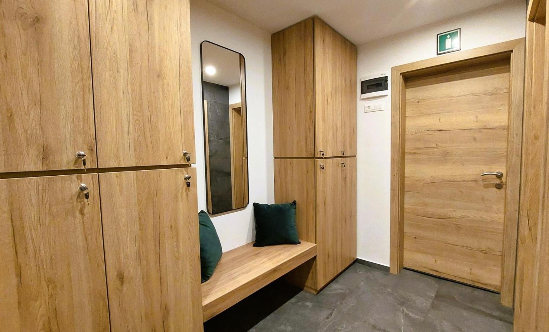 Tempfer Apartments & Rooms With New Wellness Rateče Exterior foto