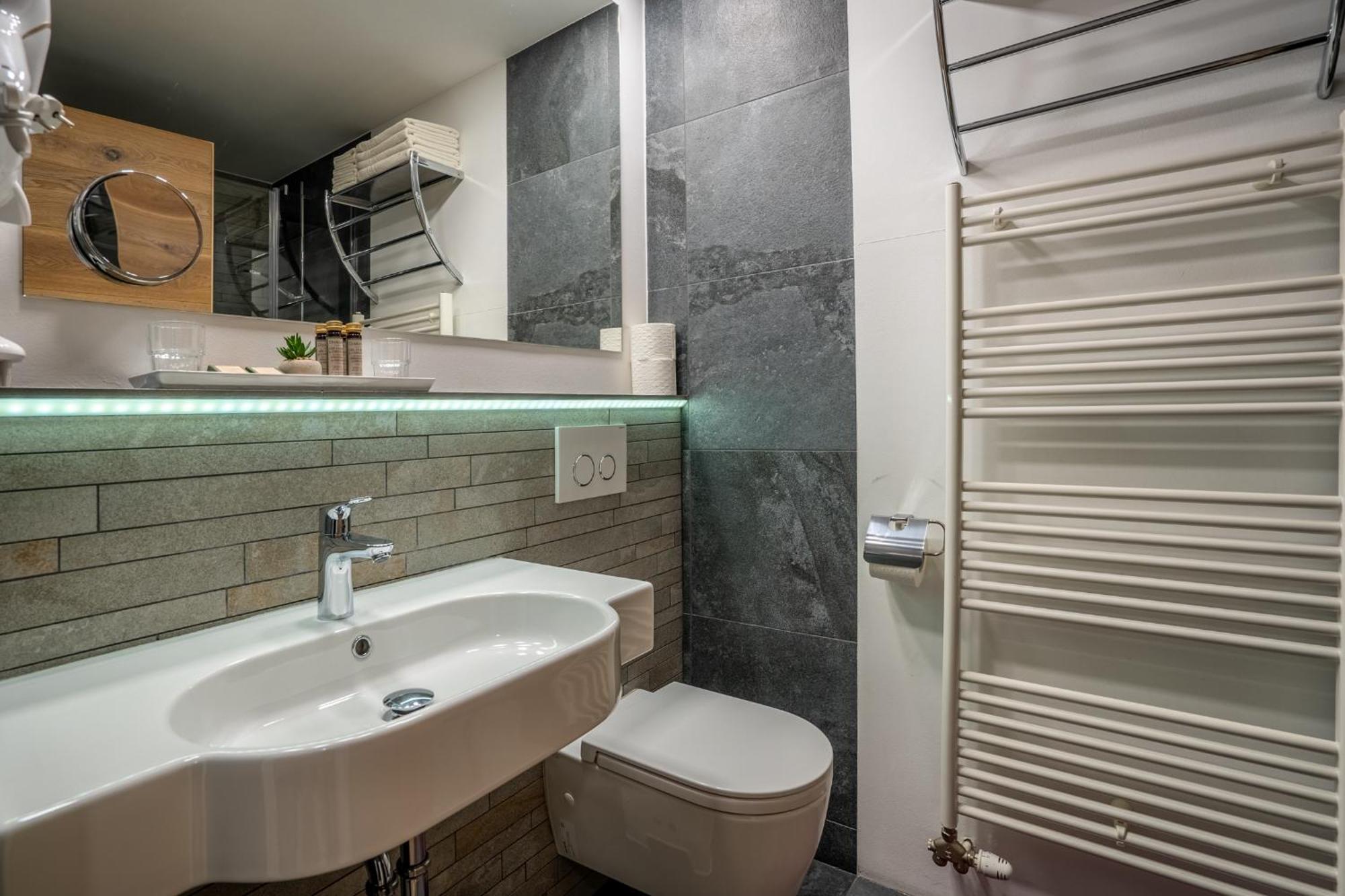 Tempfer Apartments & Rooms With New Wellness Rateče Exterior foto